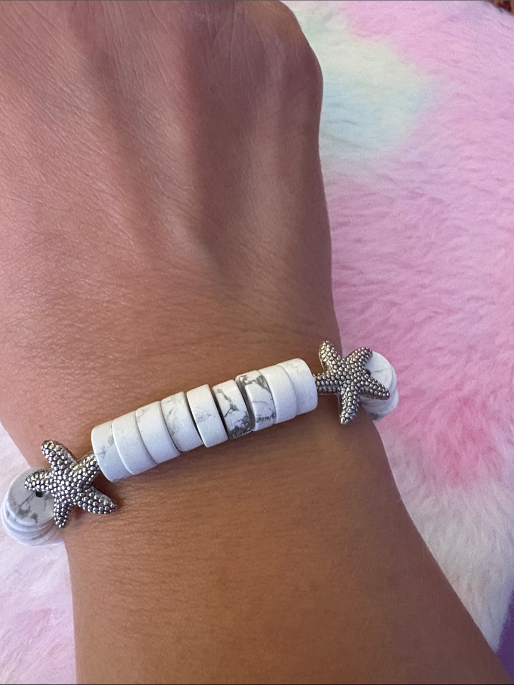 White Howlite Disc Bracelet with Silver Starfish Accents